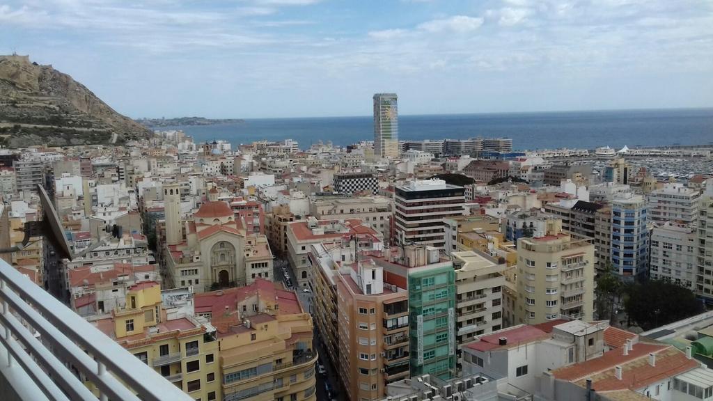 Suite International Alicante Buitenkant foto