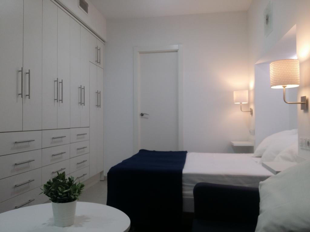 Suite International Alicante Buitenkant foto