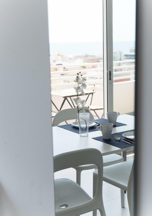 Suite International Alicante Buitenkant foto